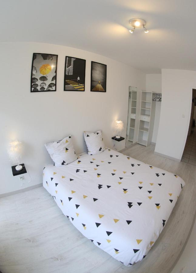 Sympathique Logement En Centre Ville Verdun-sur-Meuse Luaran gambar